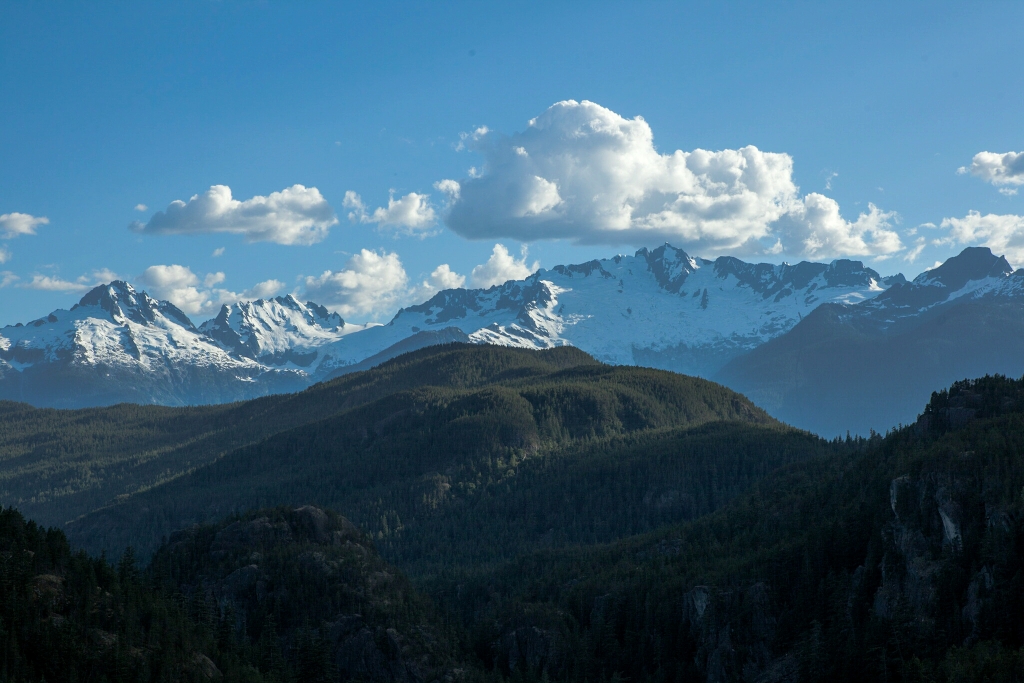 Tantalus Mountain Range, From the sea to sky Highway, Dear Brohn Lake, British Columbia, Canada