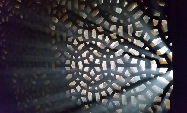 Light through the screen of darkness, The Magicians, Season 2