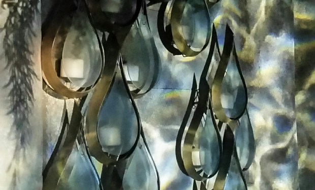 Teardrops, Fraserwood Studio, Richmond, British Columbia, Canada