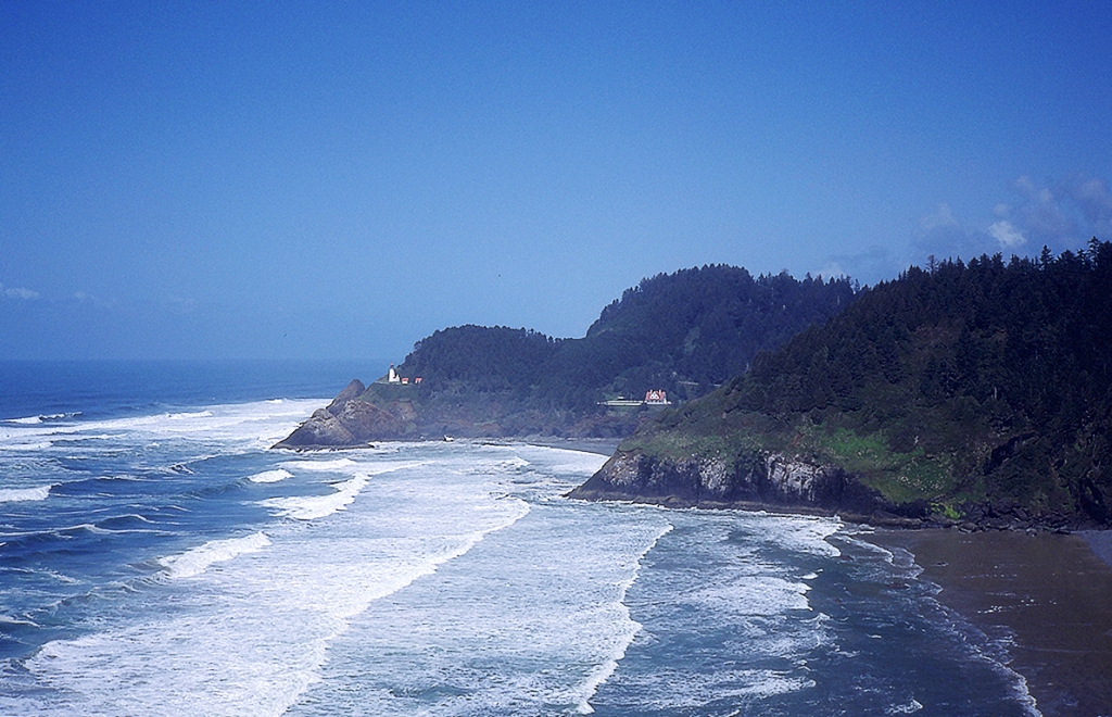 Waves, Heceta Head Lighthouse, Yachats, Oregon, United States of America