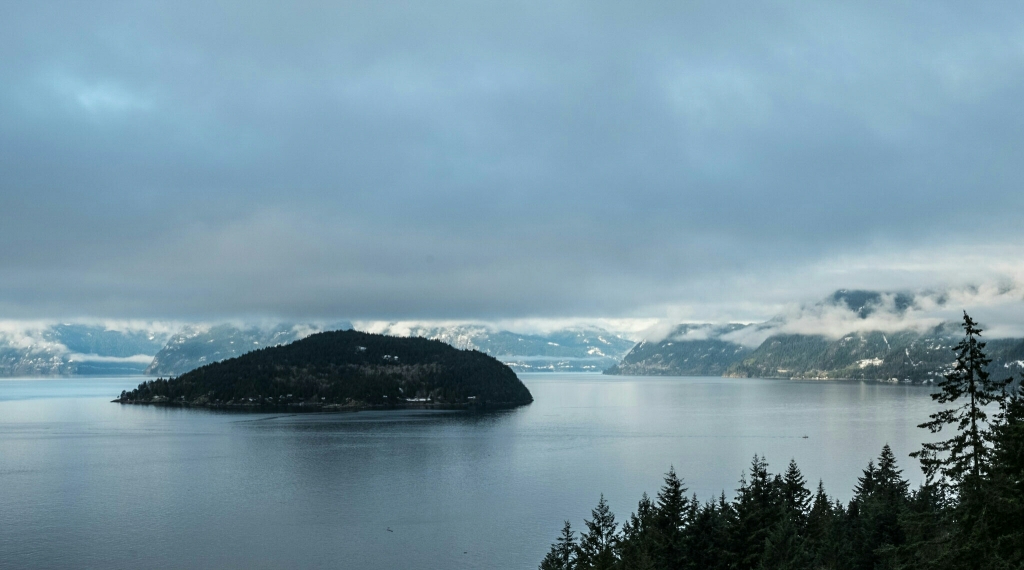 A Sheen Below, Howe Sound, Sea to Sky Highway, From Horseshoe Bay, British Columbia, Canada
