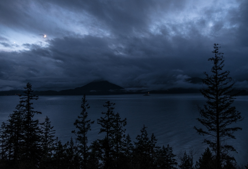 Crescent Moon, Howe Sound, Sea to Sky Highway, British Columbia, Canada