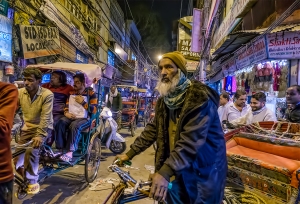 Bicycle Rickshaw Driver, Chandni Chowk market, Old Delhi.