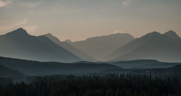 Smoke Valley, Lake Louise, Banff National Park, Trans Canada Highway, Alberta, Canada