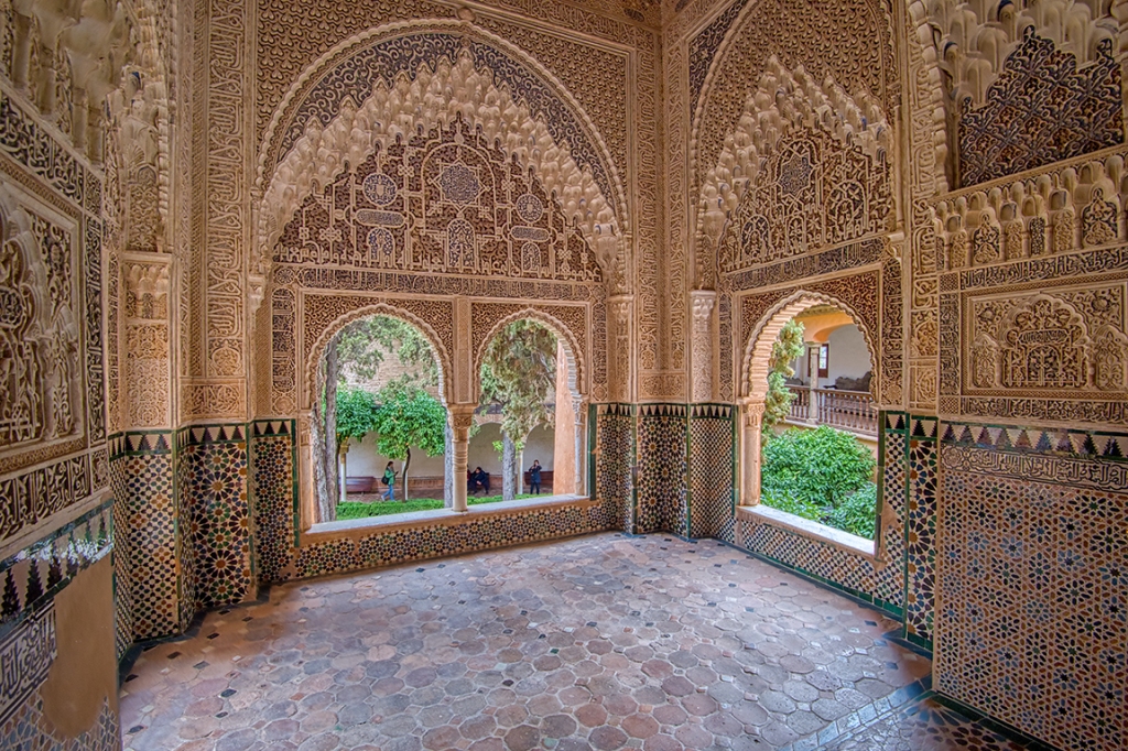 Windows, Palacios Nazaríes, Alhambra, Granada, Andalucia, Spain
