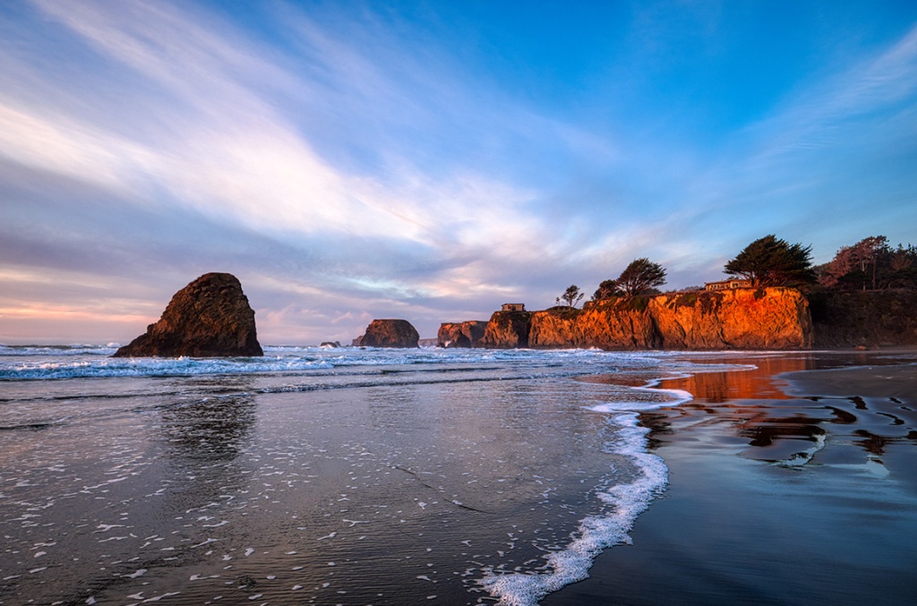Waves, Seaside Creek Beach, Pacific Coast Highway, Mendocino County, California, United States of America