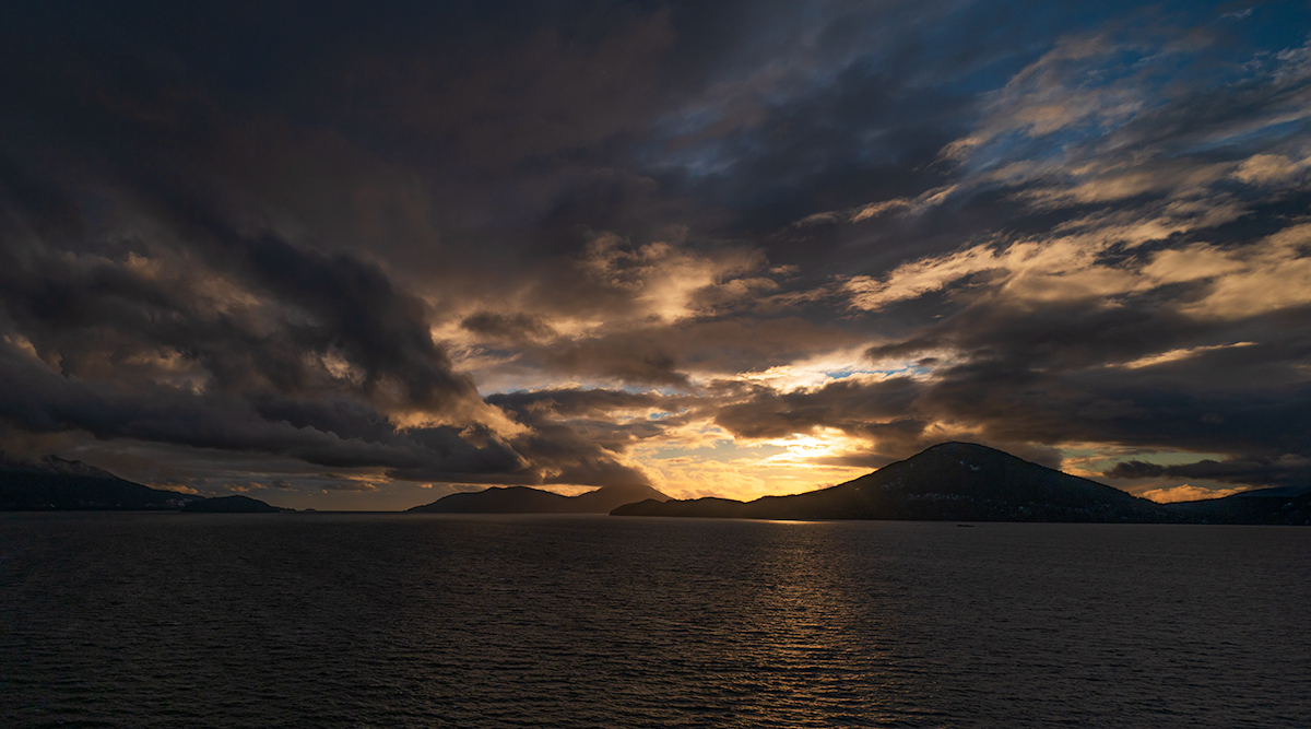 Divine Moment, Howe Sound, Sea to Sky Highway, British Columbia, Canada