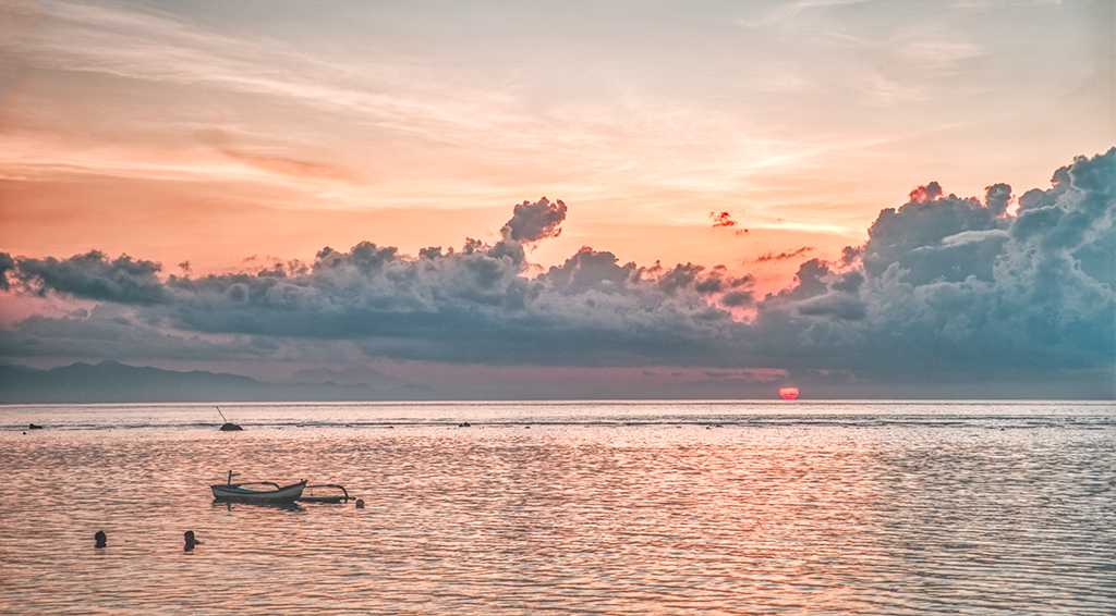 Hello Sun, Inna Sindhu Beach Hotel & Resort, Sindhu Beach, Denpasar, Bali, Indonesia